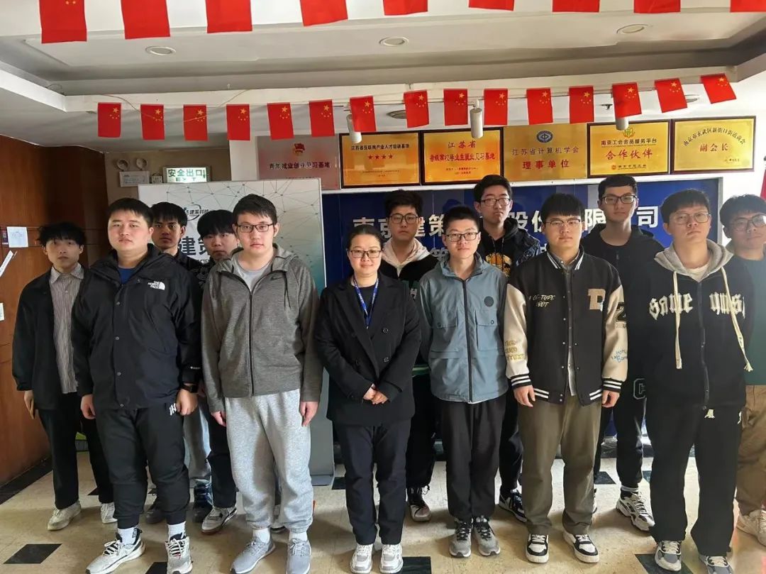 春天最美，萬(wàn)物復(fù)蘇，正是學(xué)習(xí)的好時(shí)光